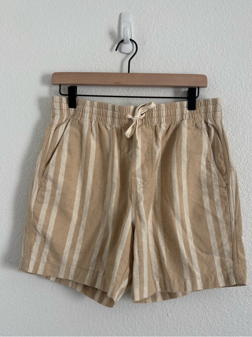 J. Crew Men's Size Medium Khaki Beige Stripe Linen-Blend Dock Shorts